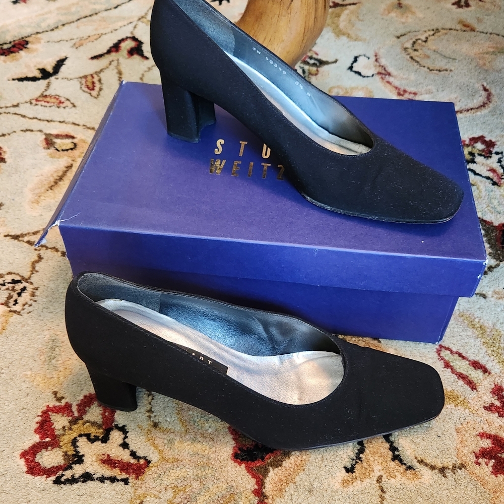 Stuart Weitzman size 8.5 block high heels pumps - Picture 1 of 10